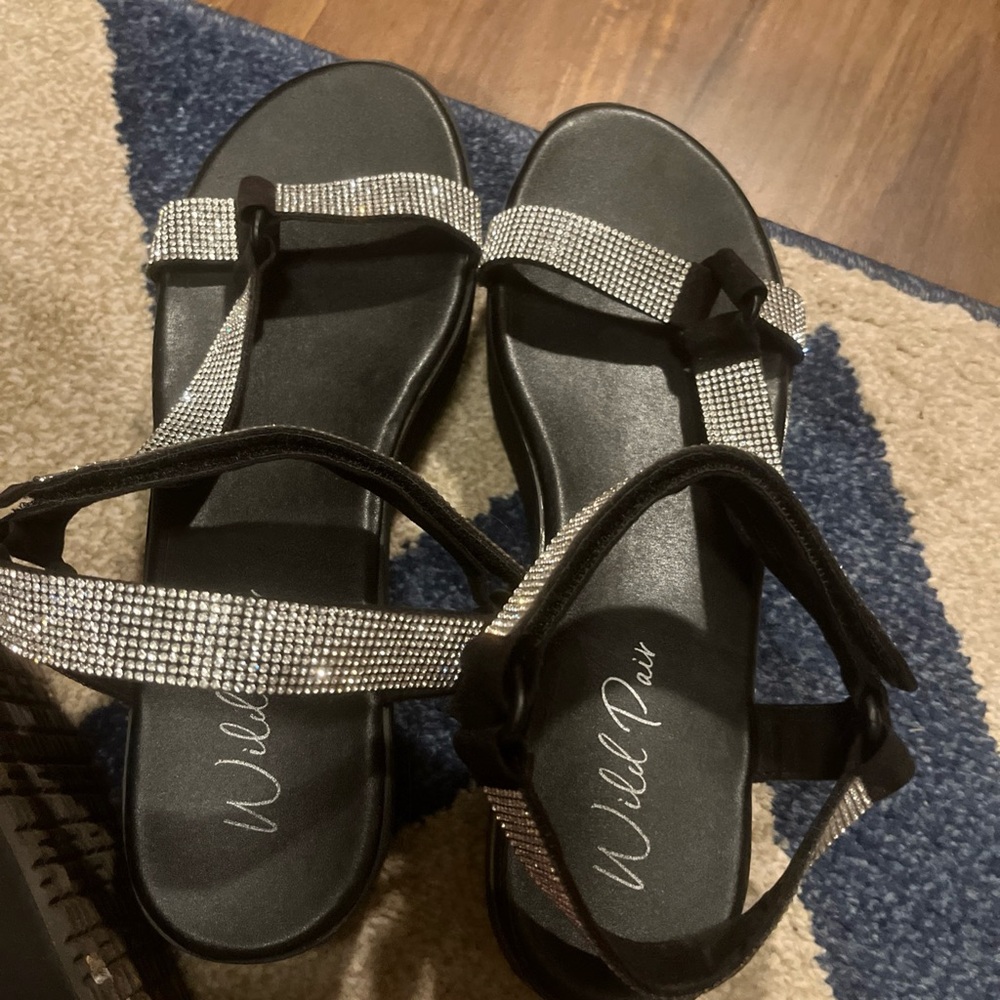 Wild Pair Black and Silver Sandals with Cushioned Comfort - Picture 7 of 7